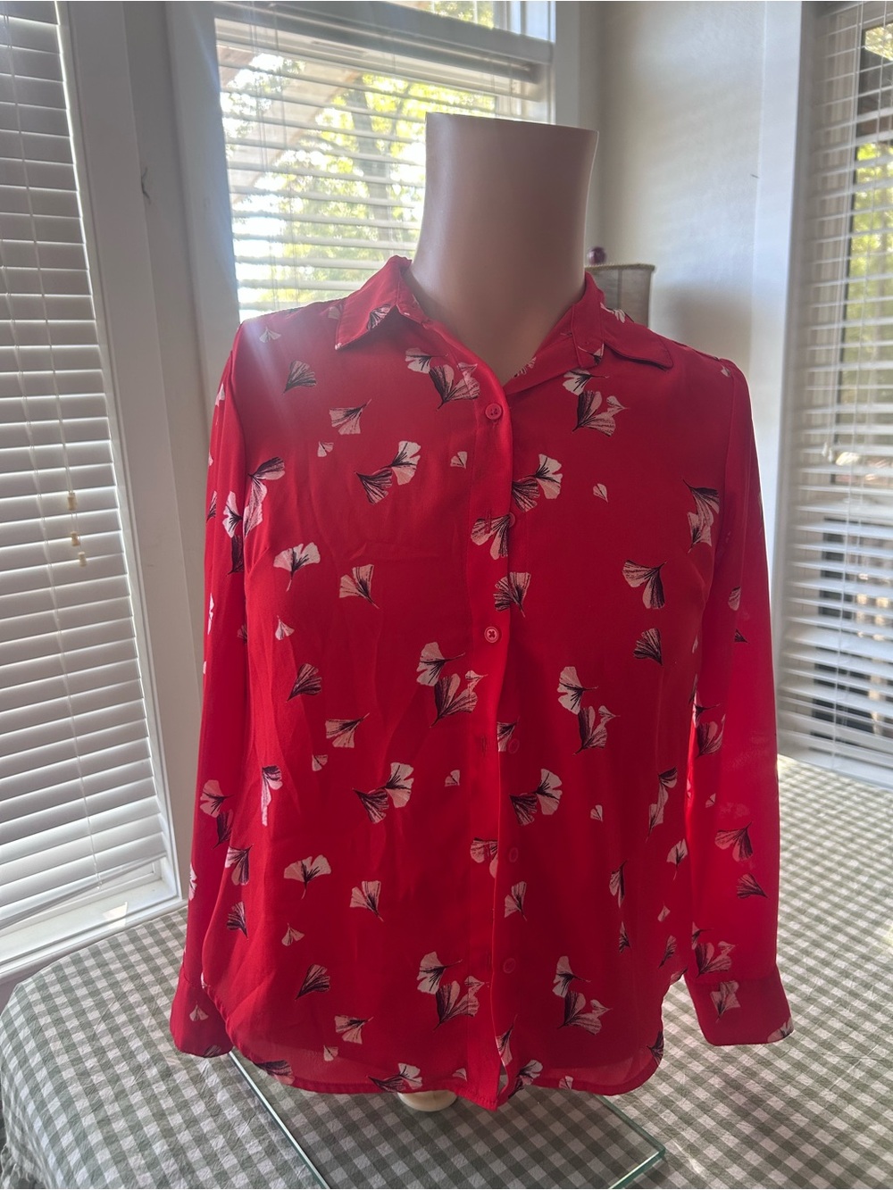 Banana Republic Red Floral Print Button-Up Shirt